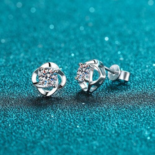 Women 0.6ct/pair Moissanite Stud Earring 925 Sterling Silver Engagement Jewelry